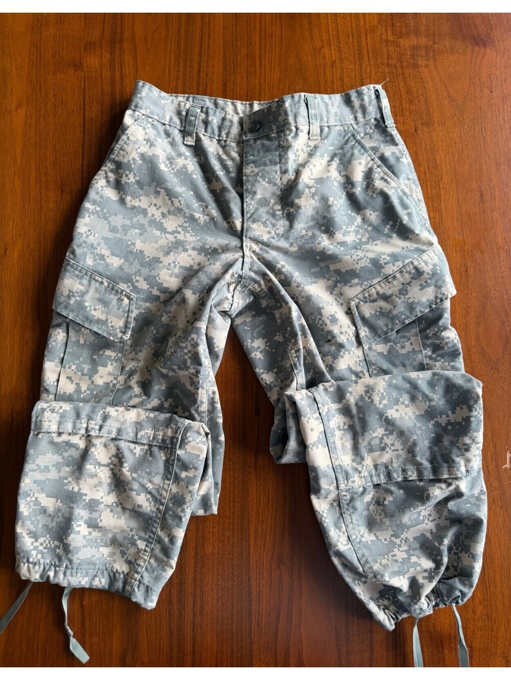 US Army ACU Digital Camo Combat Cargo Trousers - Size Small X-Short